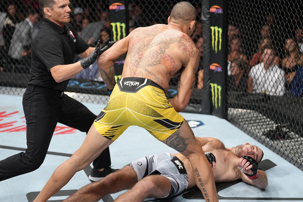 Alex Pereira vs Sean Strickland