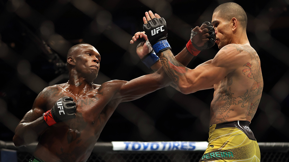 Alex Pereira loses to Israel Adesanya