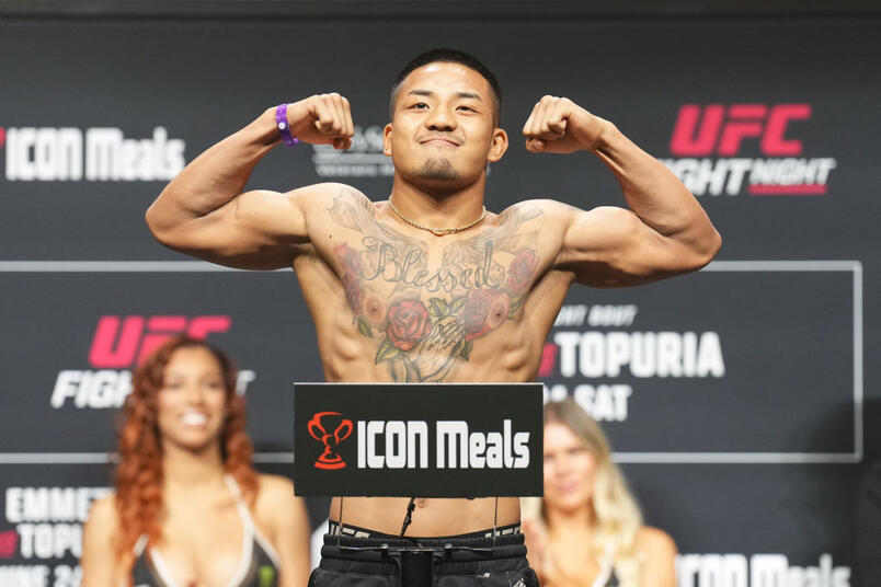 Josha Van at Weigh In