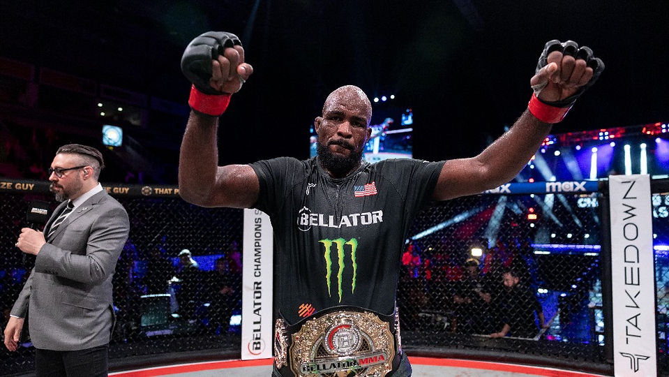 Corey Anderson Wins Vacant Bellator Light Heavyweight Championship
