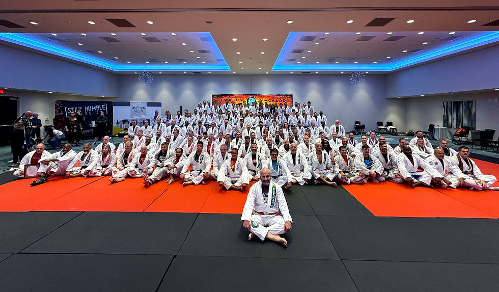 A session with numerous participants is finished