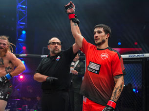 Muhammad Ali’s Grandson Biaggio Ali Walsh eyes Big Win in Fight before Potentially Turning Pro