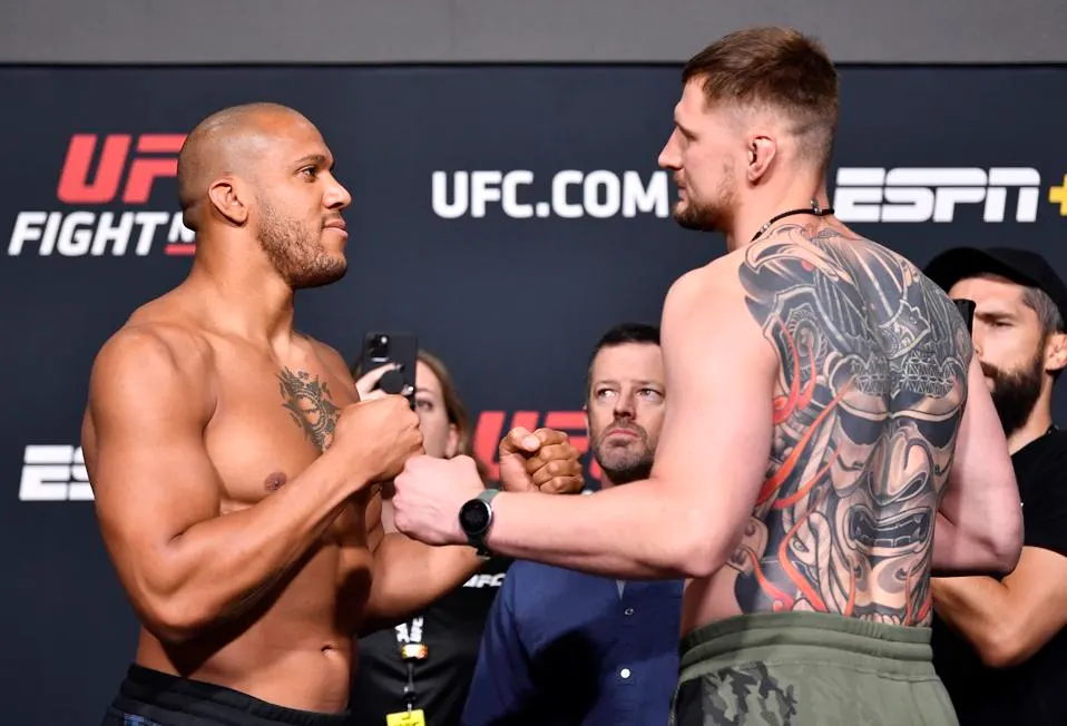 Ciryl Gane vs Alexander Volkov