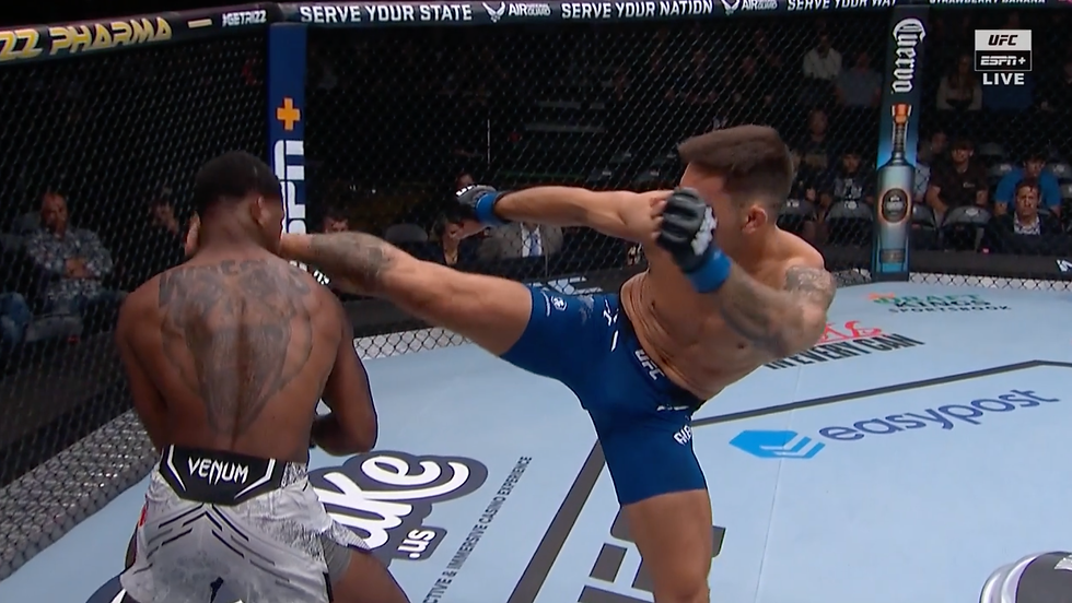 Esteban Ribovics Head Kick KO Over Terrance McKinney (UFC Fight Night)