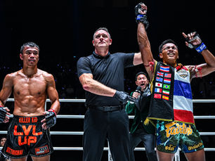 Shadow’s Spectacular Upset: How the 24-Year-Old Shocked a Muay Thai Legend at ONE Friday Fights 92!