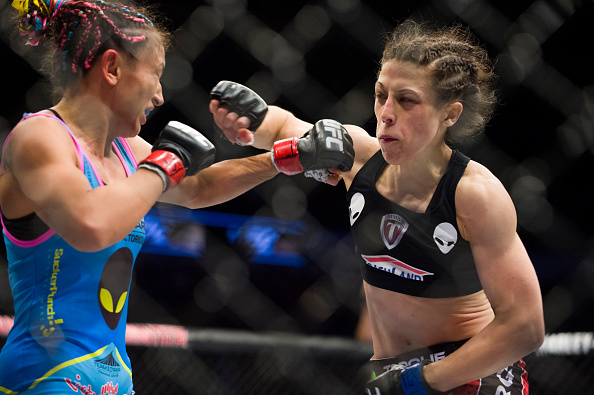 Joanna Jędrzejczyk vs. Carla Esparza
