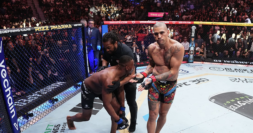 Alex Pereira Floors Jamahal Hill (UFC 305)
